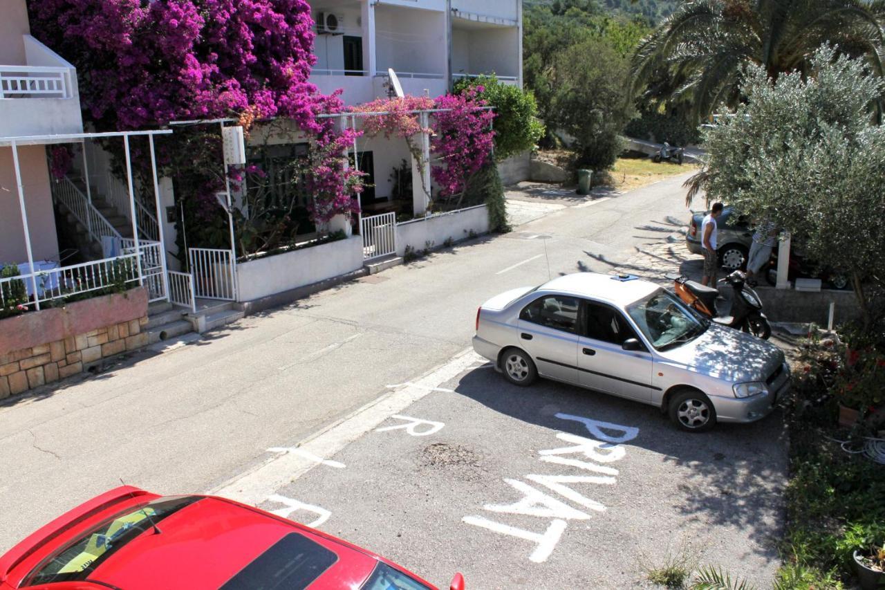 Apartments By The Sea Igrane, Makarska - 310 Bagian luar foto