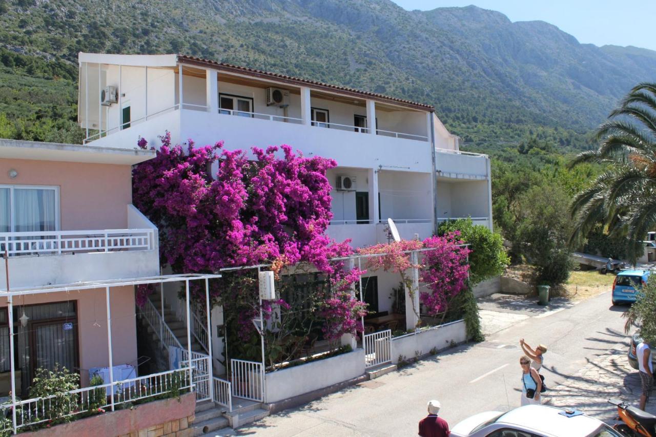 Apartments By The Sea Igrane, Makarska - 310 Bagian luar foto